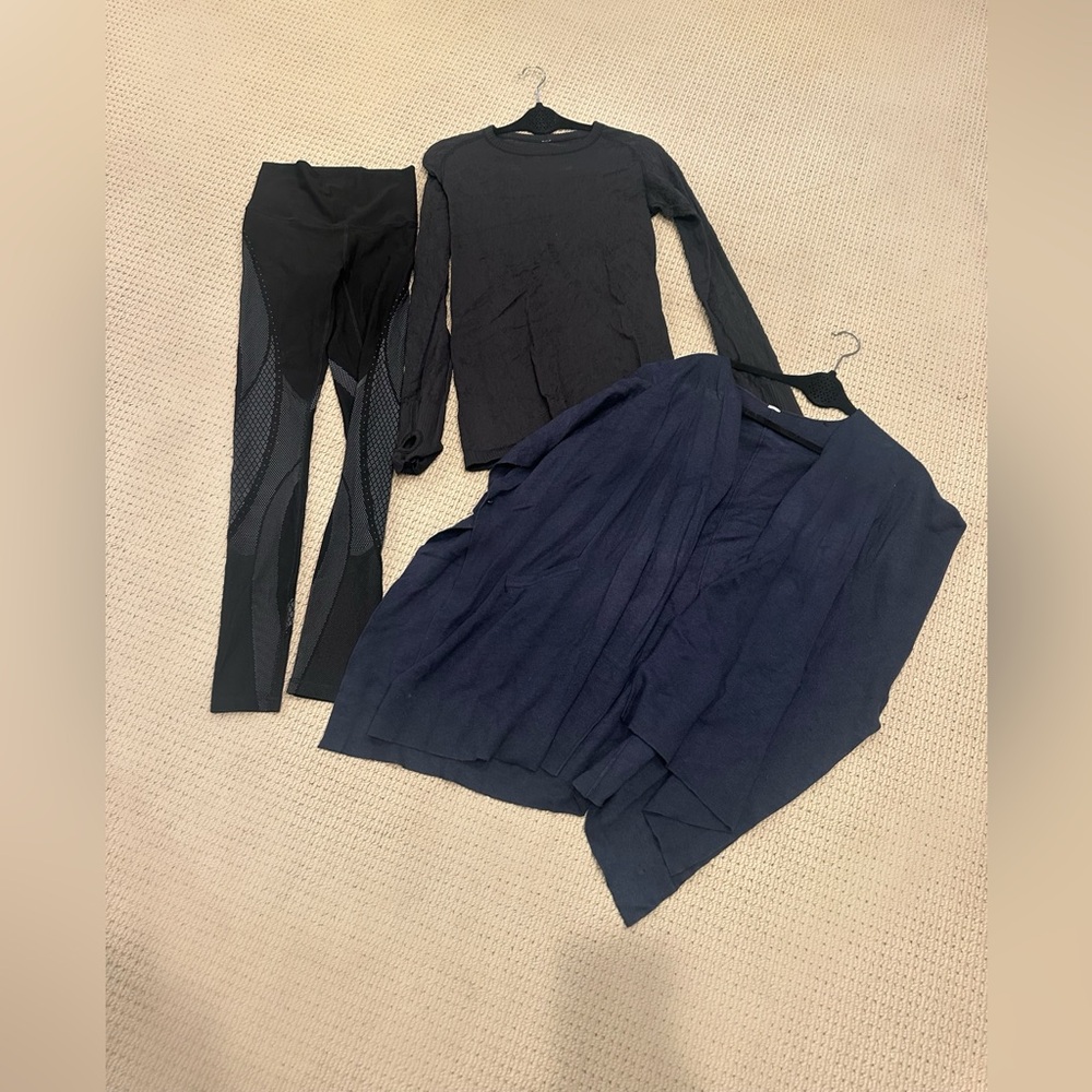 Lot of lululemon clothes